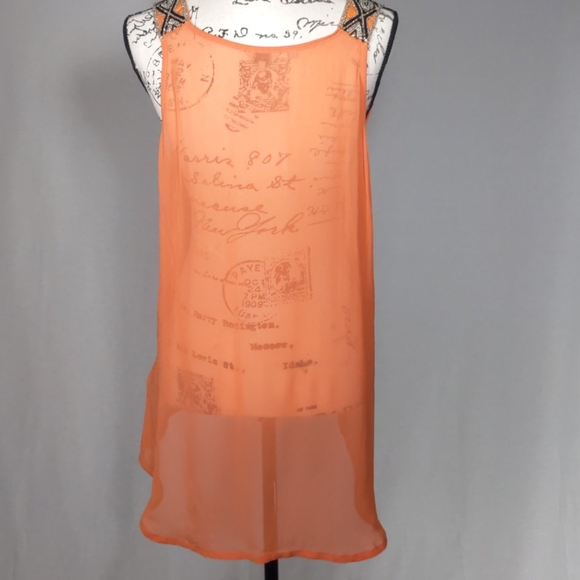 Guess - Picture 3 of 6